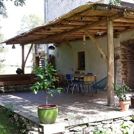 Agreable Gite En Pleine Nature Parmilieu المظهر الخارجي الصورة